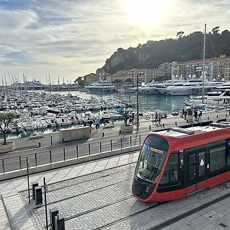 Bright Studio With Private Balcony In Nice Port نيس